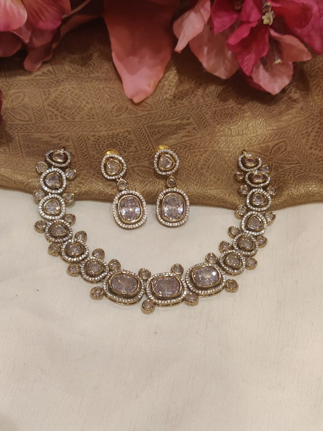 EJ Premium Crystal White Stone Studded AD Styled Kundan Necklace Short