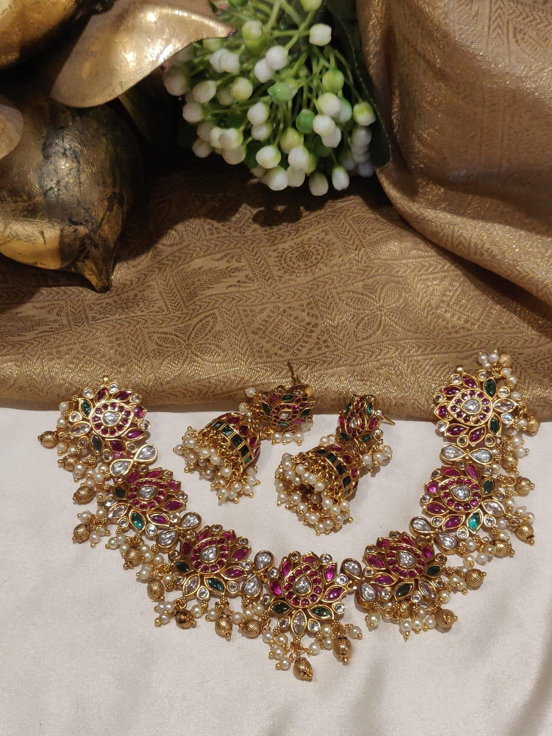 Premium Lotus Kemp Choker