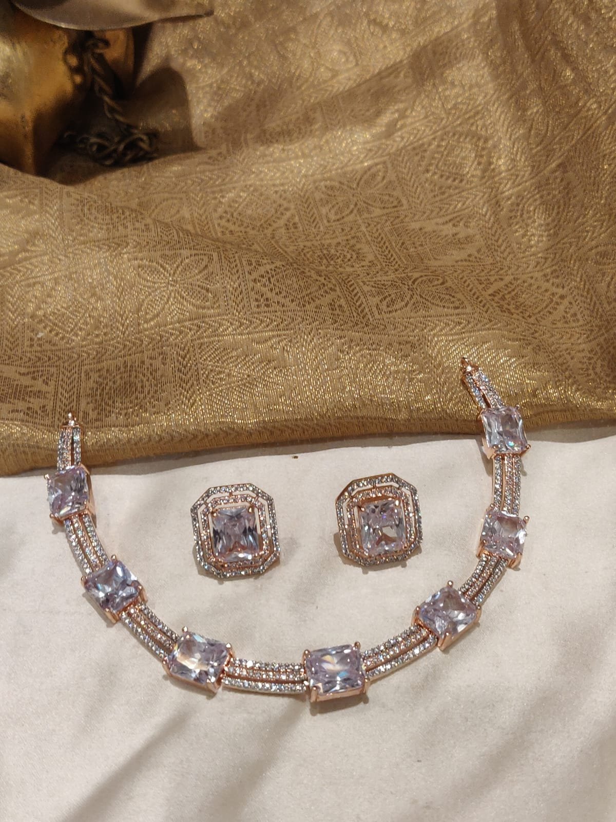 Emporia jewels 439_03247a2e 84c7 4b89 9344 16df6be17765
