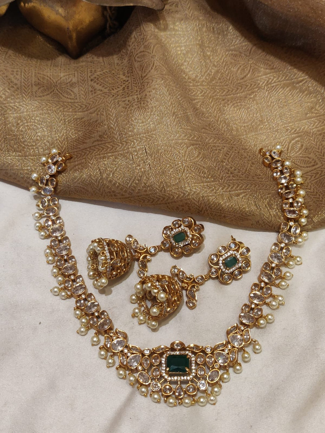 EJ Premium Handcrafted Pearl Beads Styled Gold Finish Short Necklace