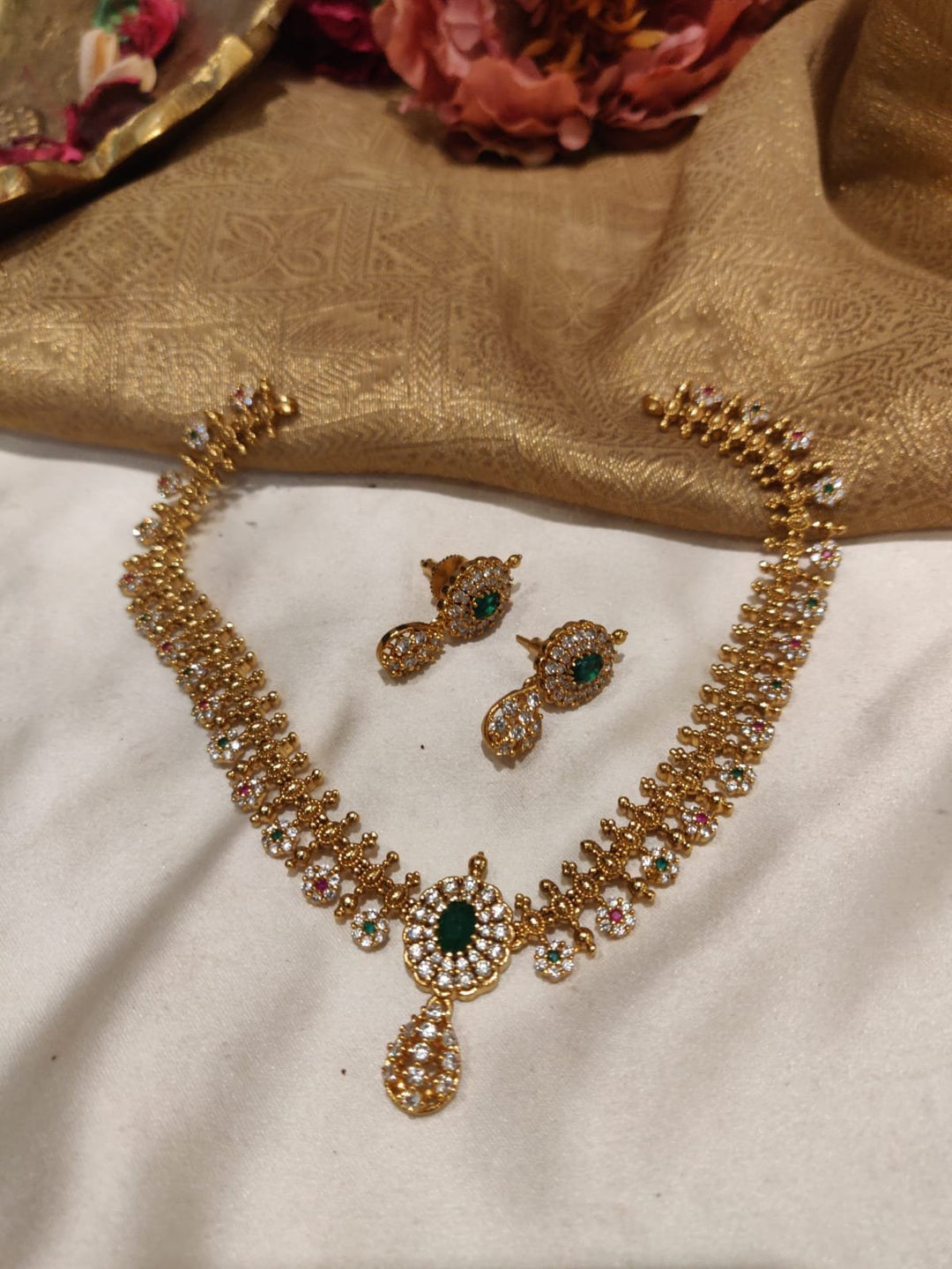 Premium Quality Gold Finish Stone Necklace