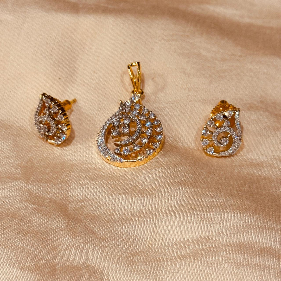 Jubilant AD Stone Pendant with Chain