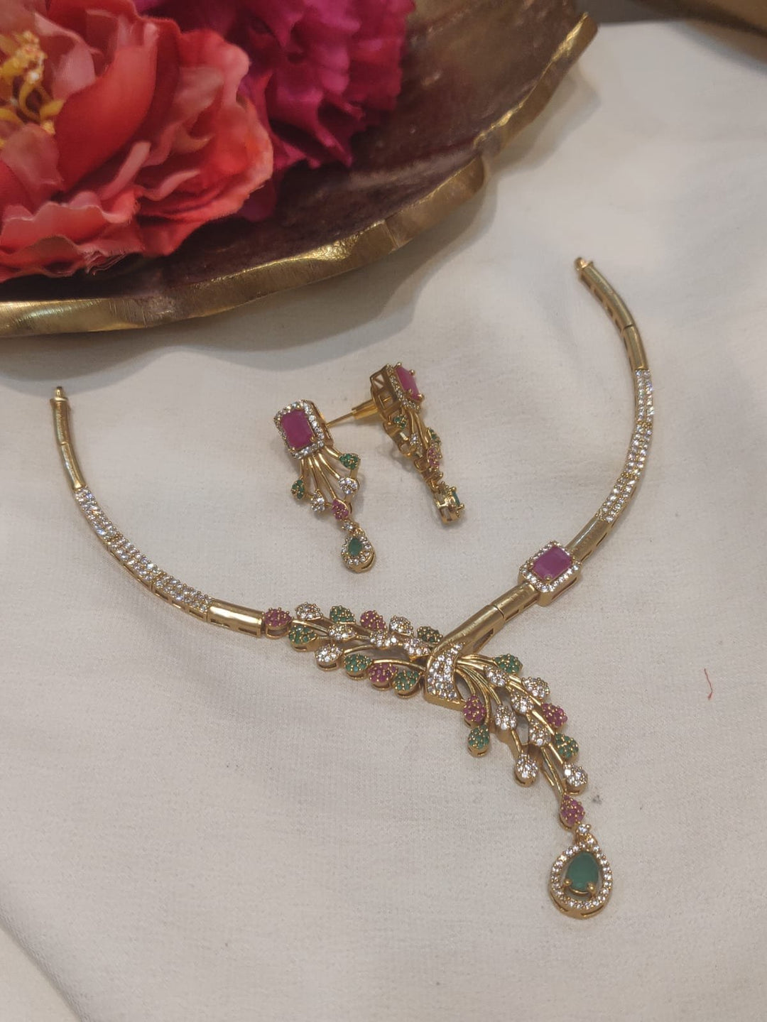 Sparkling Floral Styled Gold Finish AD Dual Colour Leaf Short Necklace