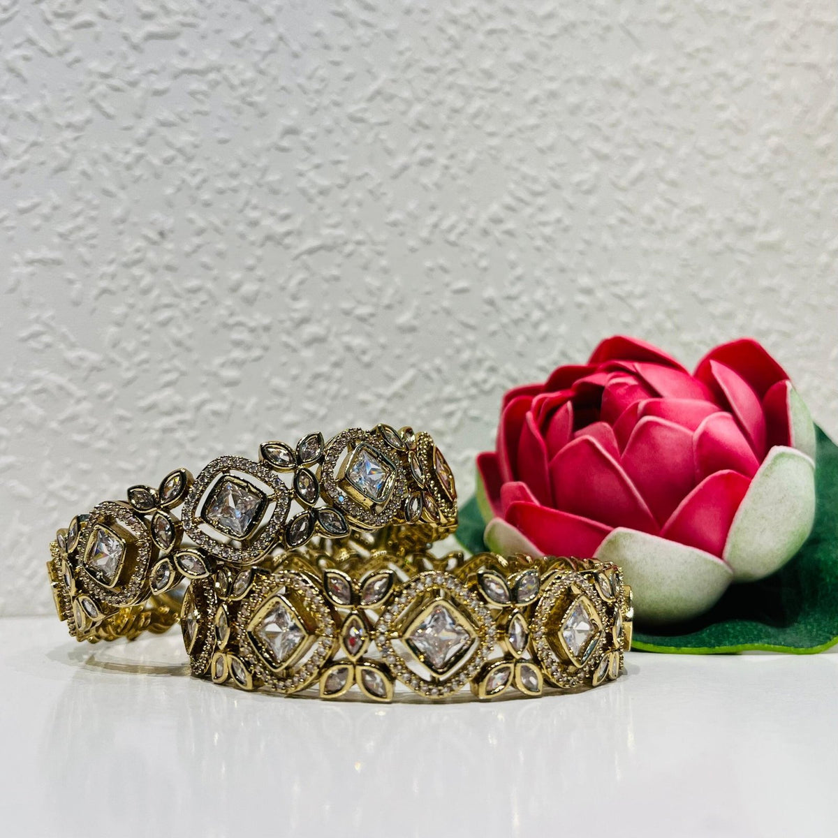 Crystal stone bangles set of 2