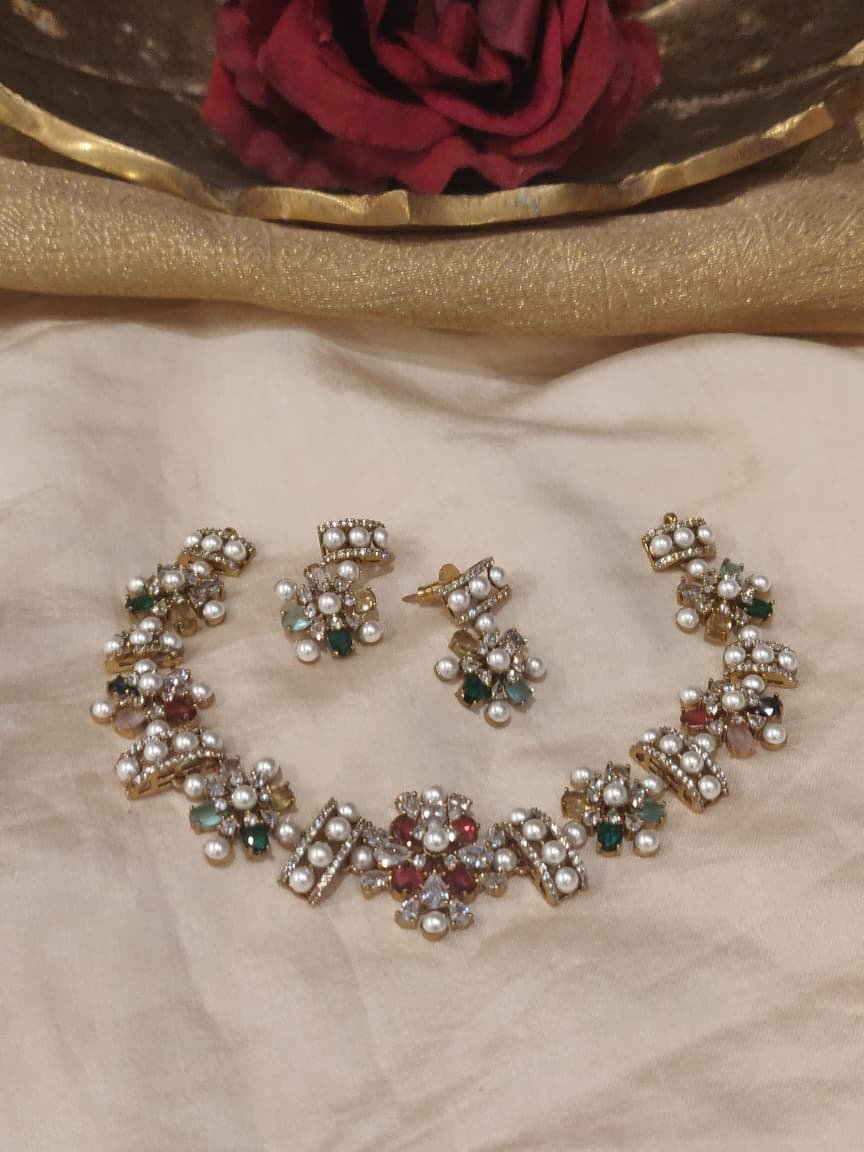 Royal Pearl &amp; Multicolor Gemstone Necklace Set