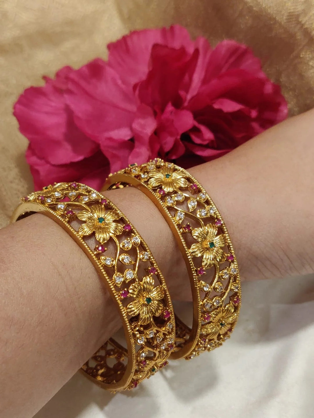 Premium Floral Leafy Bangle Pair