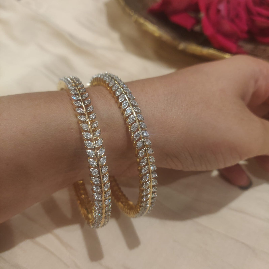 Leafy AD Stone Bangle set of 2